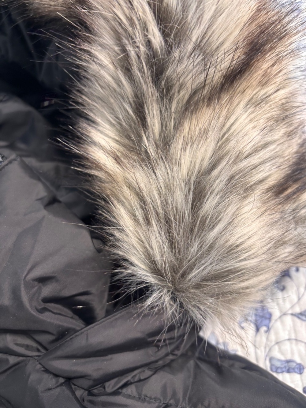 The North Face Gotham Women’s Black Down Hooded Puffer Coat Fur Trim XL - Picture 3 of 9